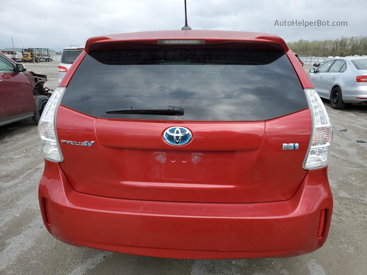 2012 Toyota Prius V  Red vin: JTDZN3EUXC3146995