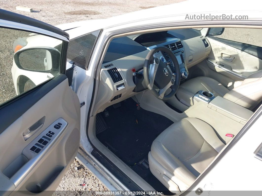 2012 Toyota Prius V Two Белый vin: JTDZN3EUXC3155017