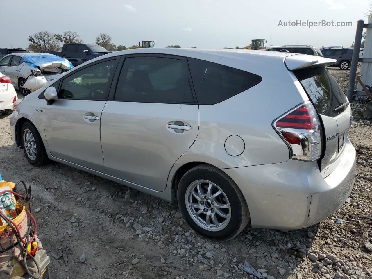 2016 Toyota Prius V  Silver vin: JTDZN3EUXGJ047403