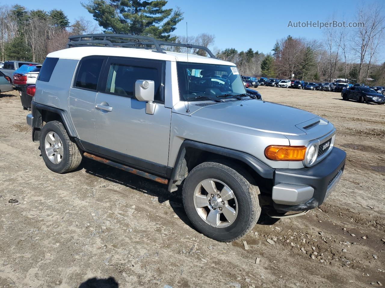 2007 Toyota Fj Cruiser  Silver vin: JTEBU11F070075602