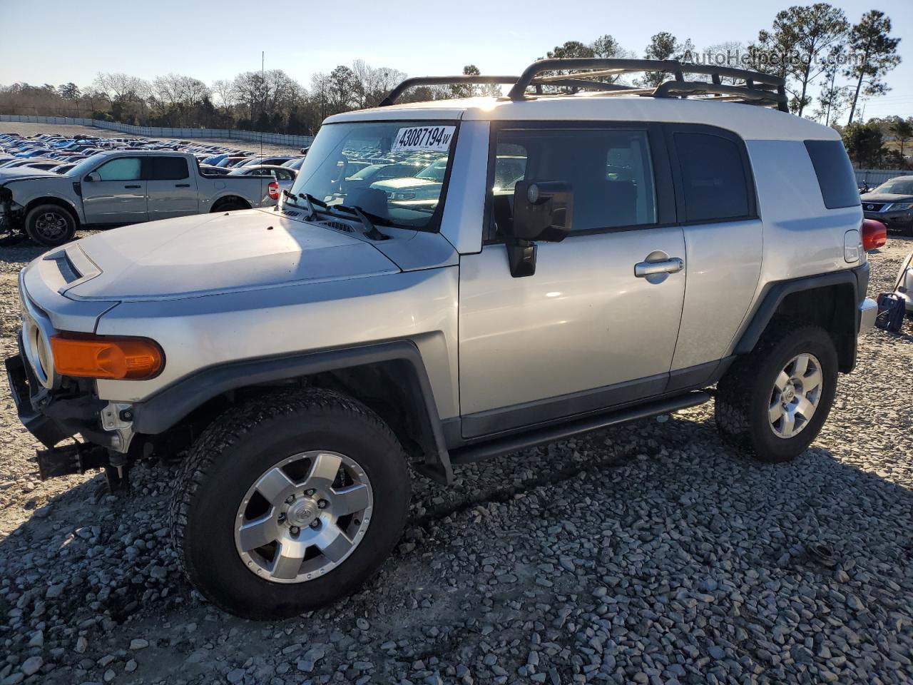 2007 Toyota Fj Cruiser  Silver vin: JTEBU11F170039109