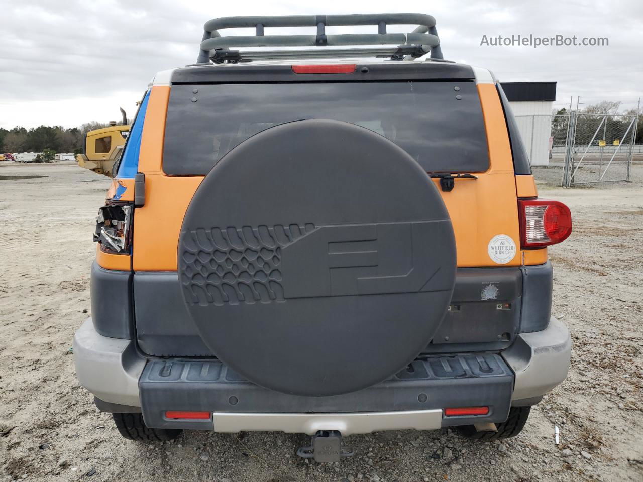 2007 Toyota Fj Cruiser  White vin: JTEBU11F270012419