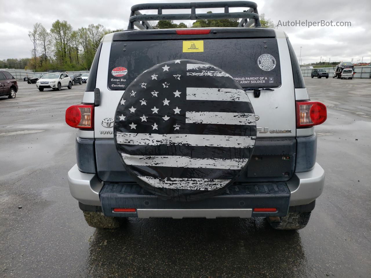 2007 Toyota Fj Cruiser  Silver vin: JTEBU11F270083510