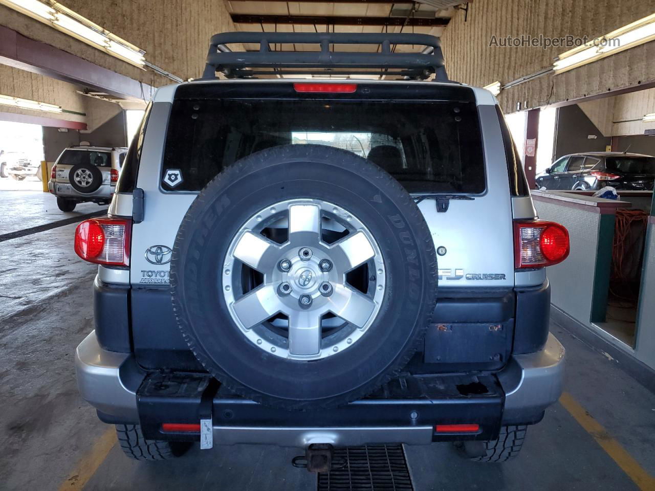 2007 Toyota Fj Cruiser  Silver vin: JTEBU11F370001543