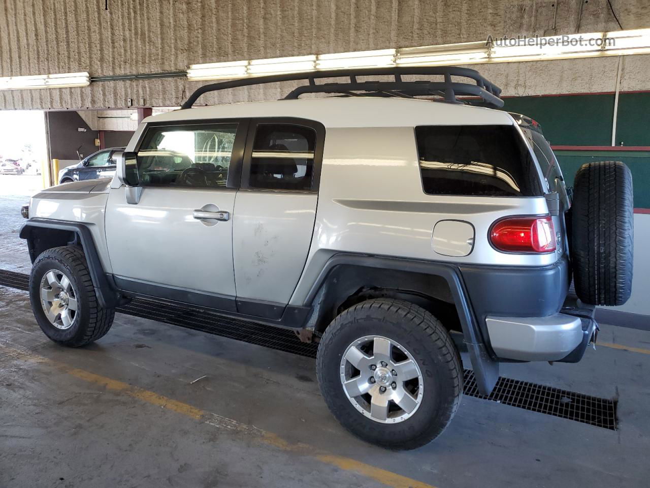 2007 Toyota Fj Cruiser  Silver vin: JTEBU11F370001543