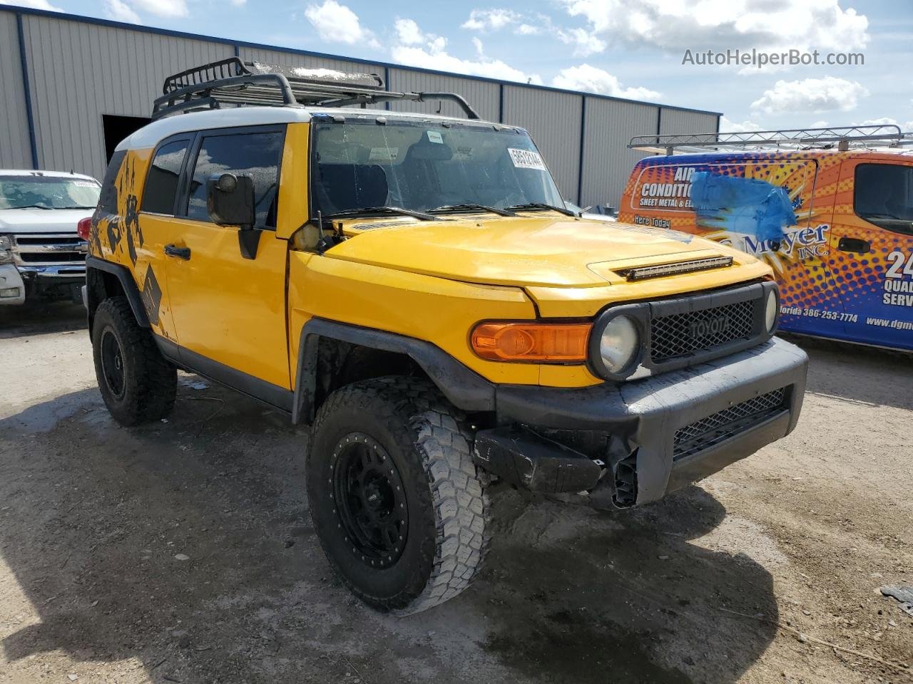 2007 Toyota Fj Cruiser  Gold vin: JTEBU11F470005987