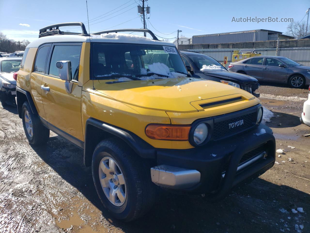 2007 Toyota Fj Cruiser  Yellow vin: JTEBU11F470014866