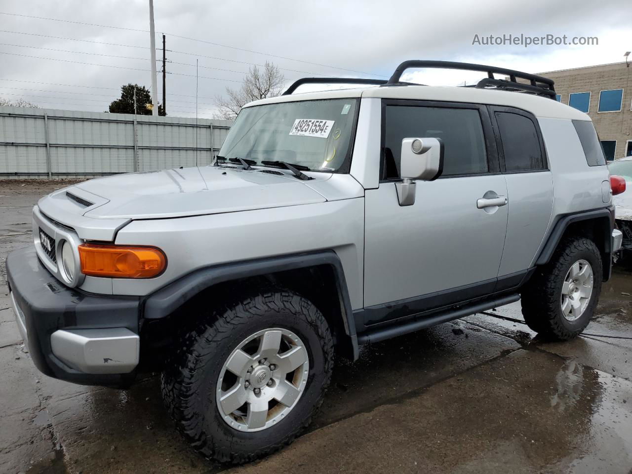 2007 Toyota Fj Cruiser  Silver vin: JTEBU11F470047821