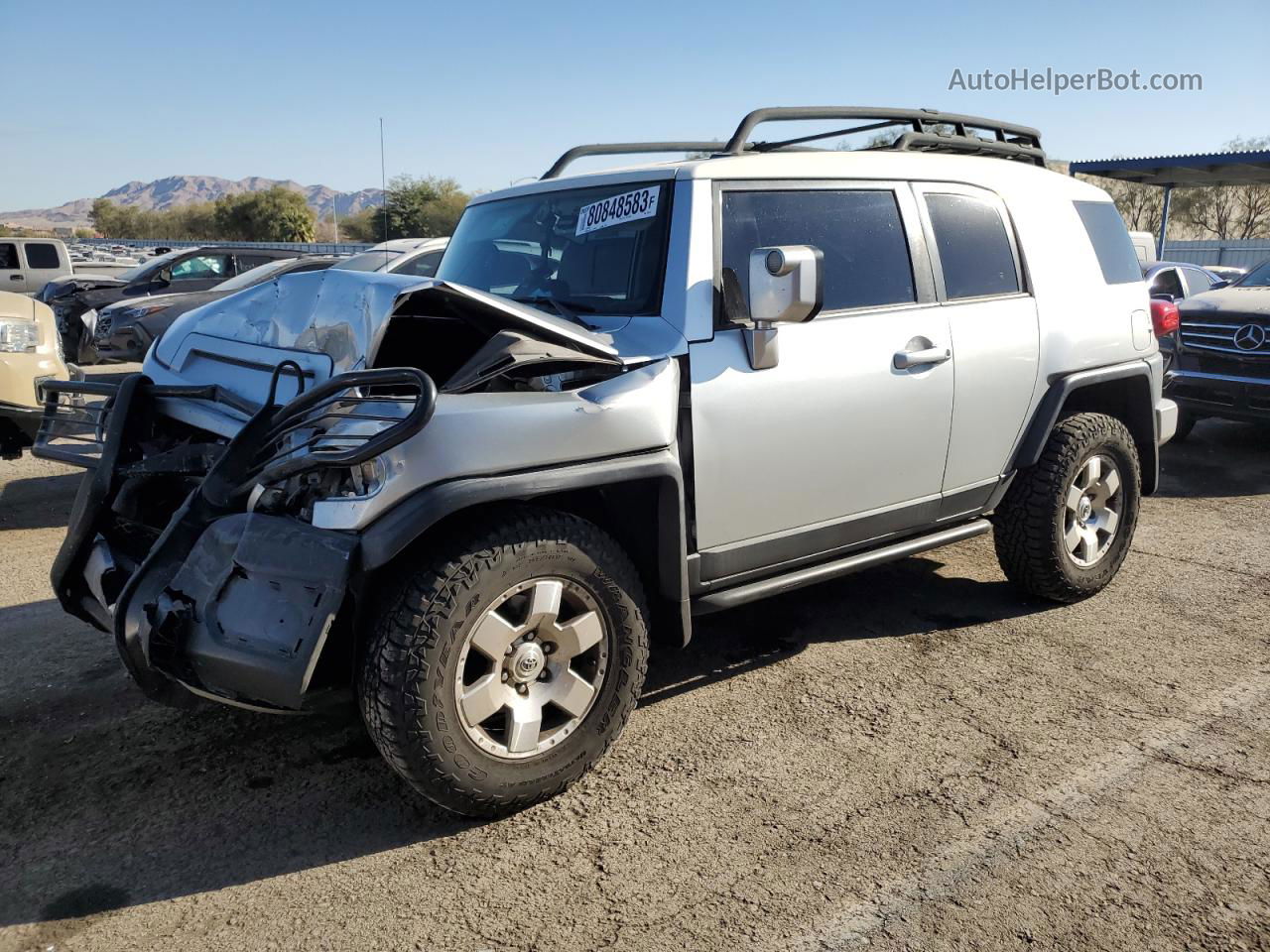 2007 Toyota Fj Cruiser  Silver vin: JTEBU11F470057572