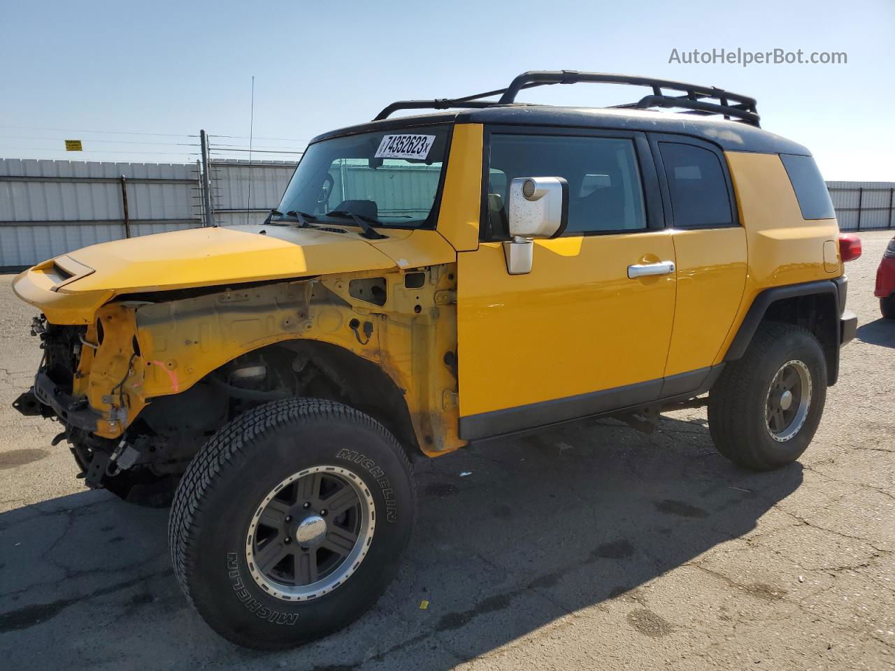 2007 Toyota Fj Cruiser  Yellow vin: JTEBU11F570028159