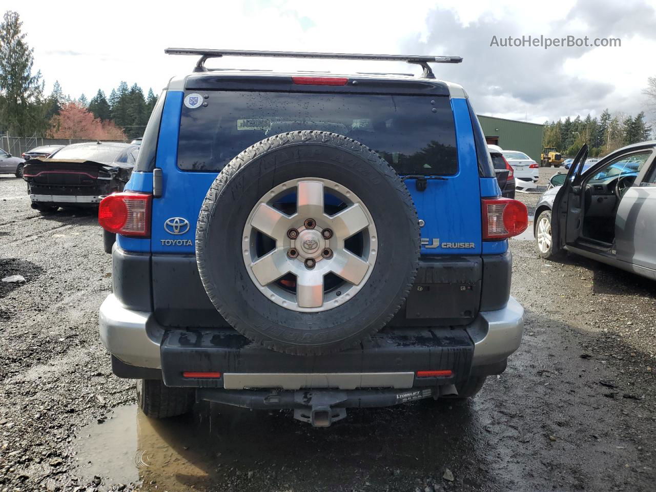 2007 Toyota Fj Cruiser  Blue vin: JTEBU11F570043311