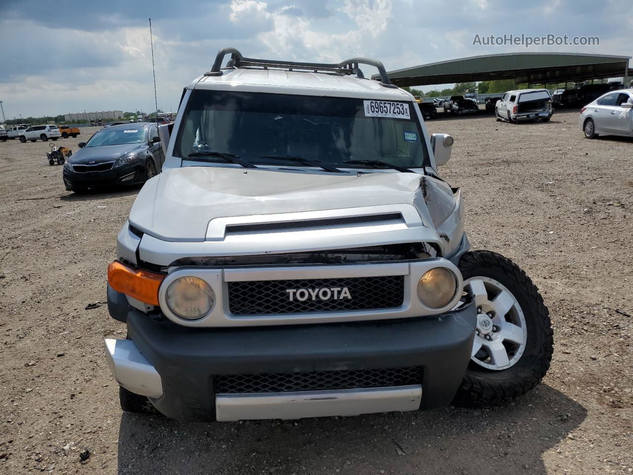 2007 Toyota Fj Cruiser  Silver vin: JTEBU11F570072890