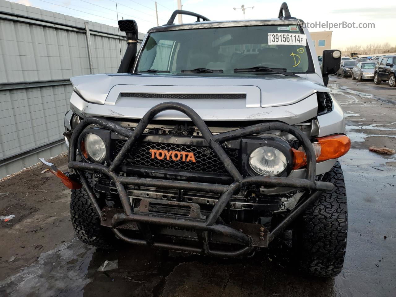 2007 Toyota Fj Cruiser  Silver vin: JTEBU11F570079855