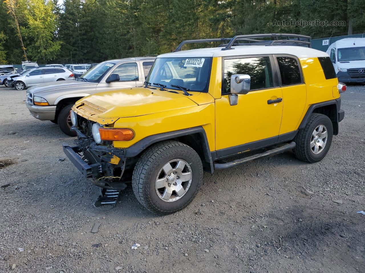 2007 Toyota Fj Cruiser  Gold vin: JTEBU11F570081900