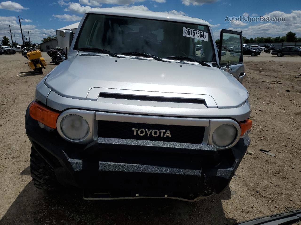 2007 Toyota Fj Cruiser  Silver vin: JTEBU11F570082612