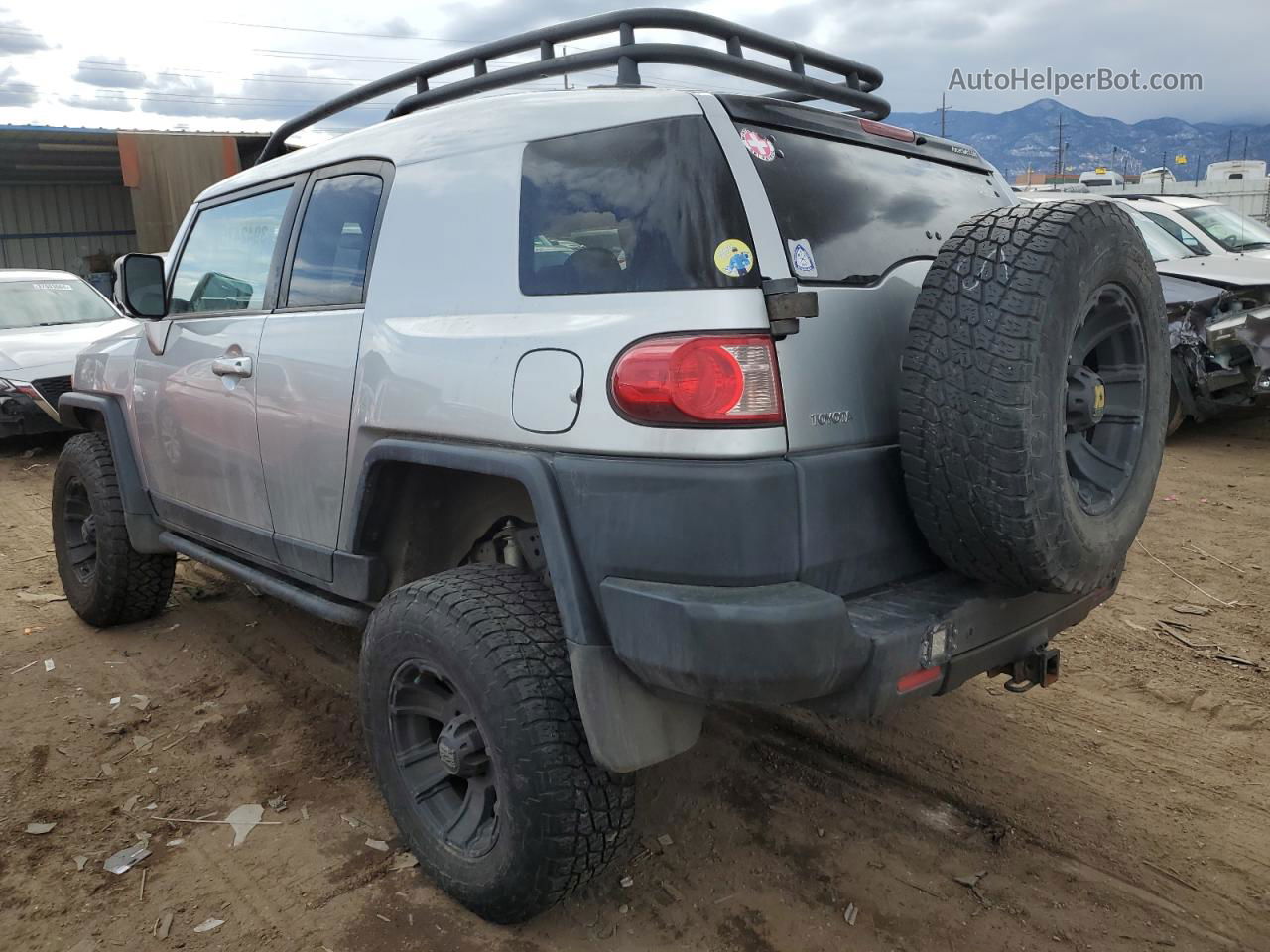 2007 Toyota Fj Cruiser  Silver vin: JTEBU11F570099930