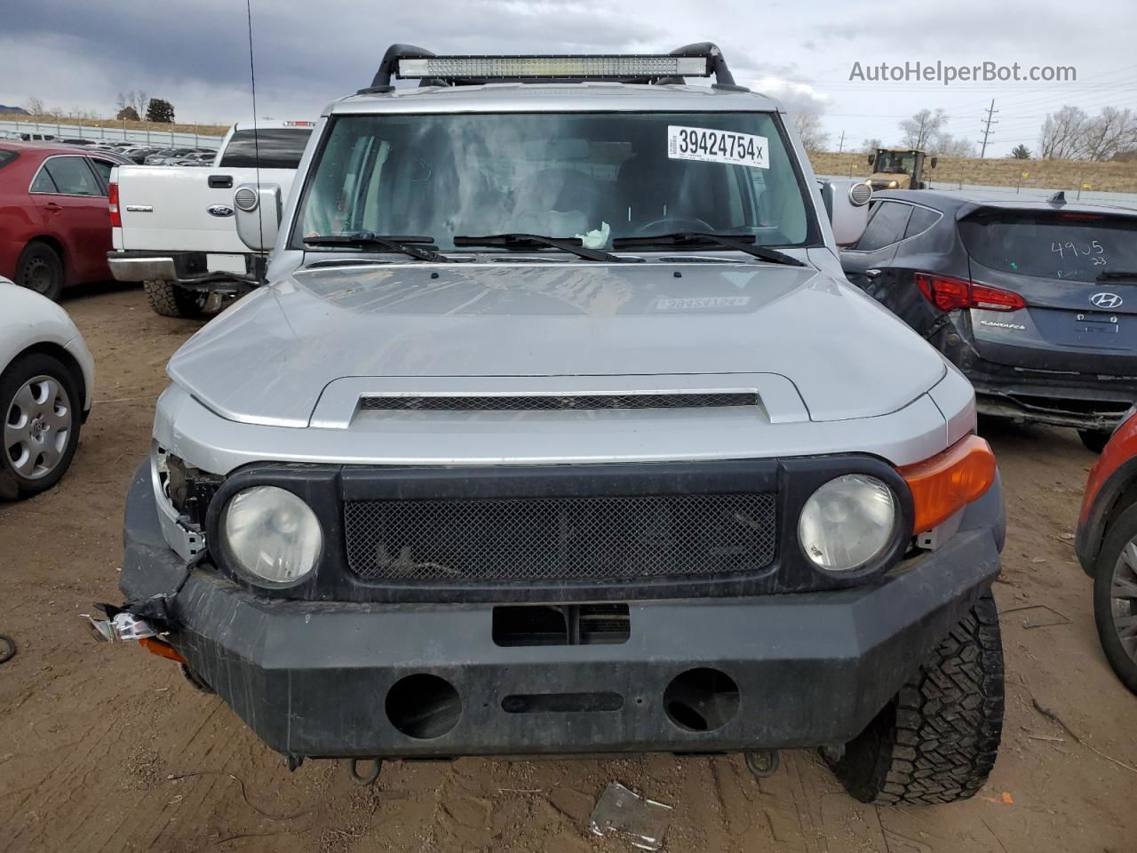 2007 Toyota Fj Cruiser  Silver vin: JTEBU11F570099930