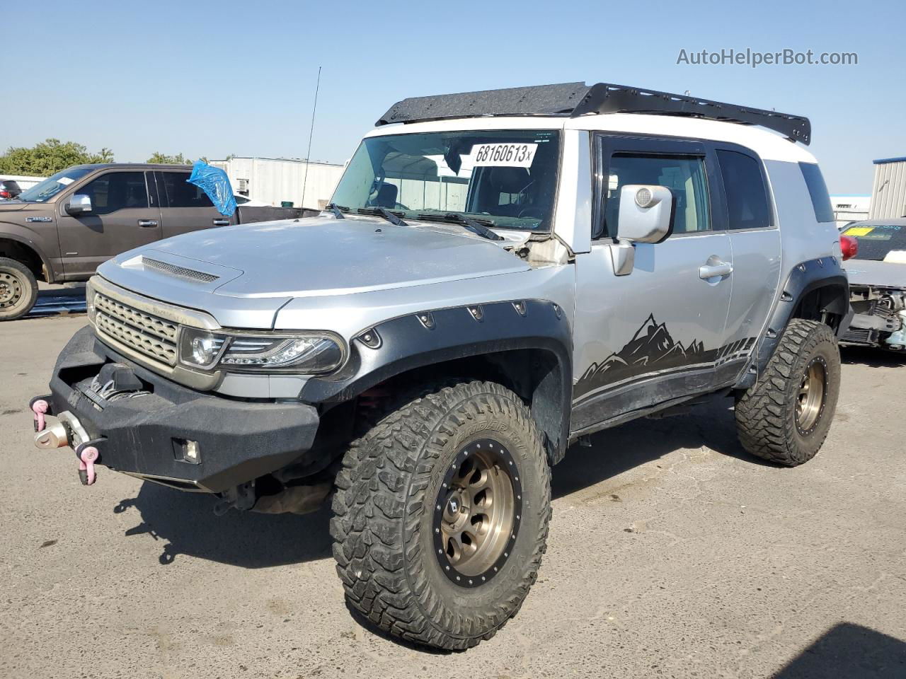 2007 Toyota Fj Cruiser  Серебряный vin: JTEBU11F670048162