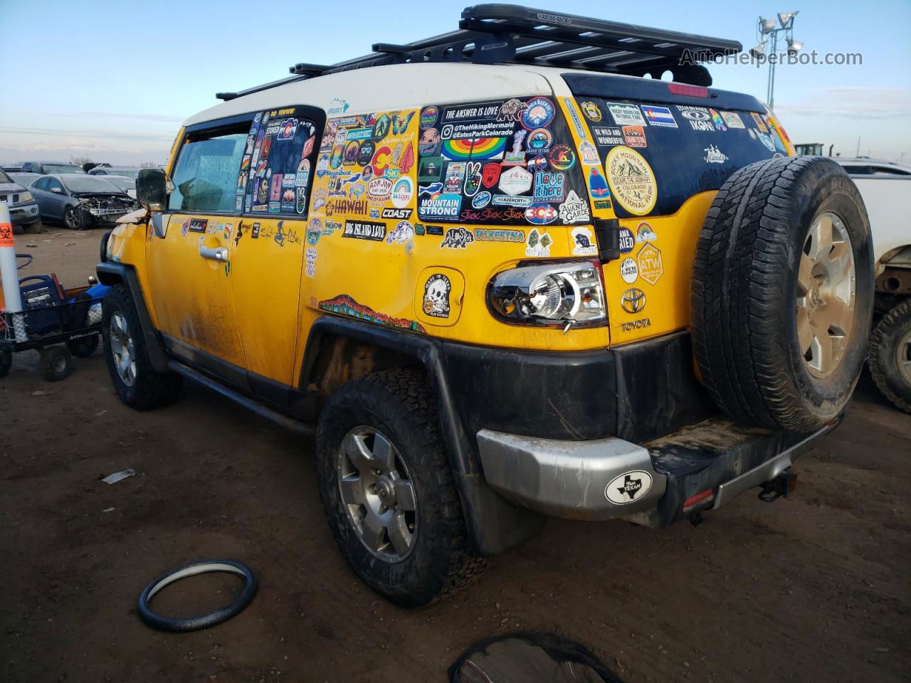 2007 Toyota Fj Cruiser  Yellow vin: JTEBU11F670055323