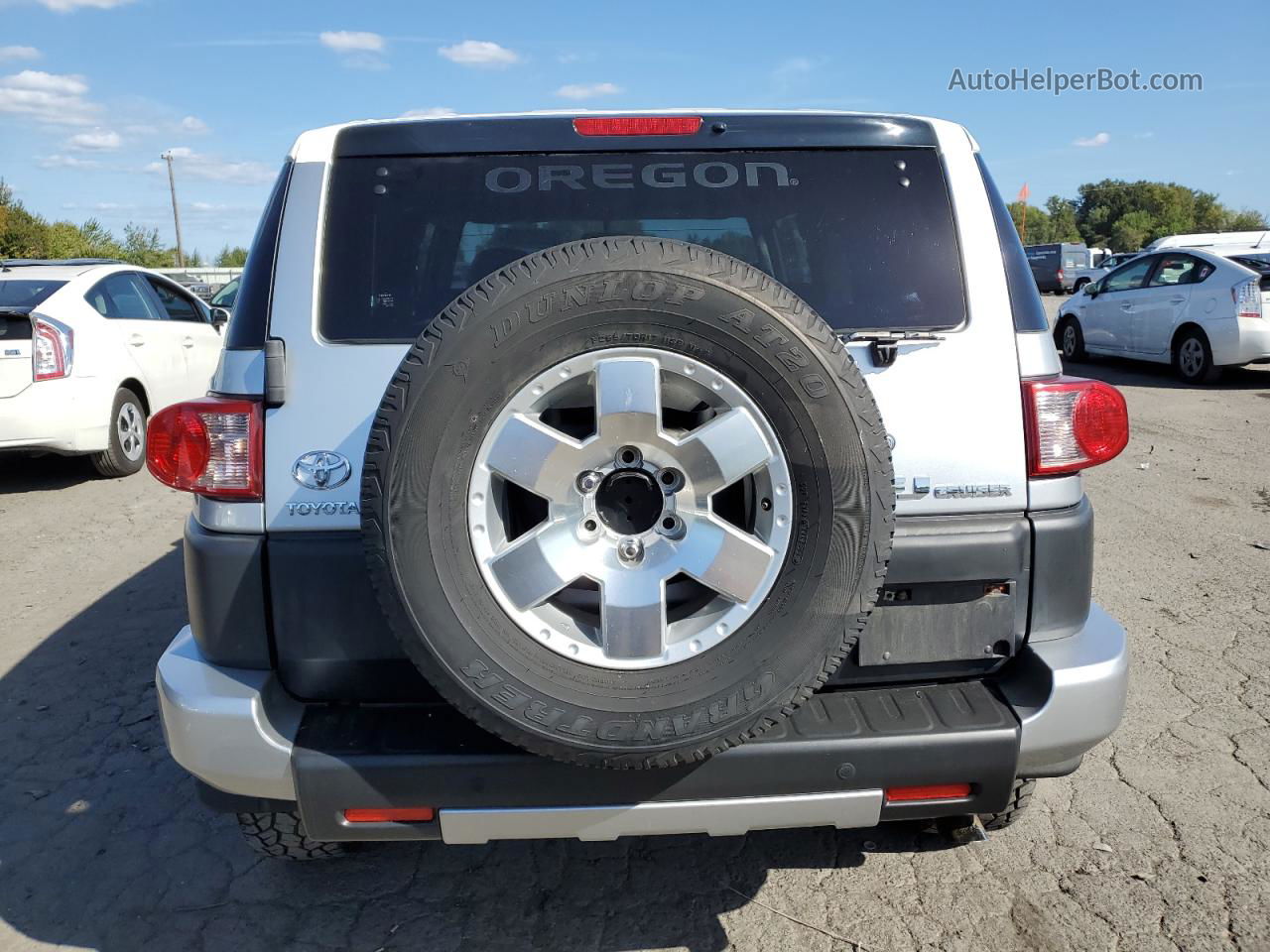 2007 Toyota Fj Cruiser  Серебряный vin: JTEBU11F670068251