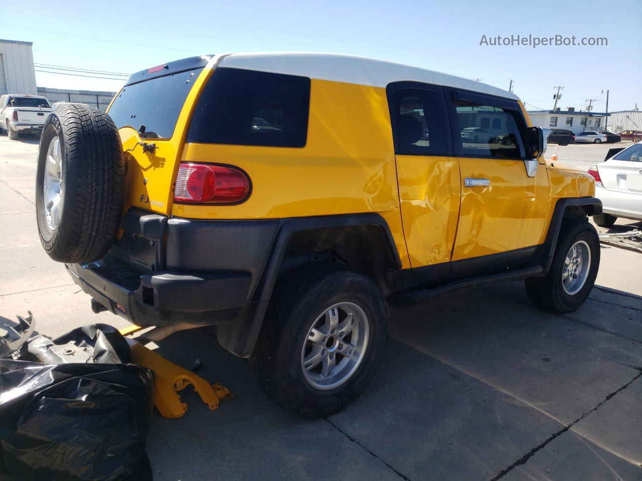 2007 Toyota Fj Cruiser  Yellow vin: JTEBU11F670101183