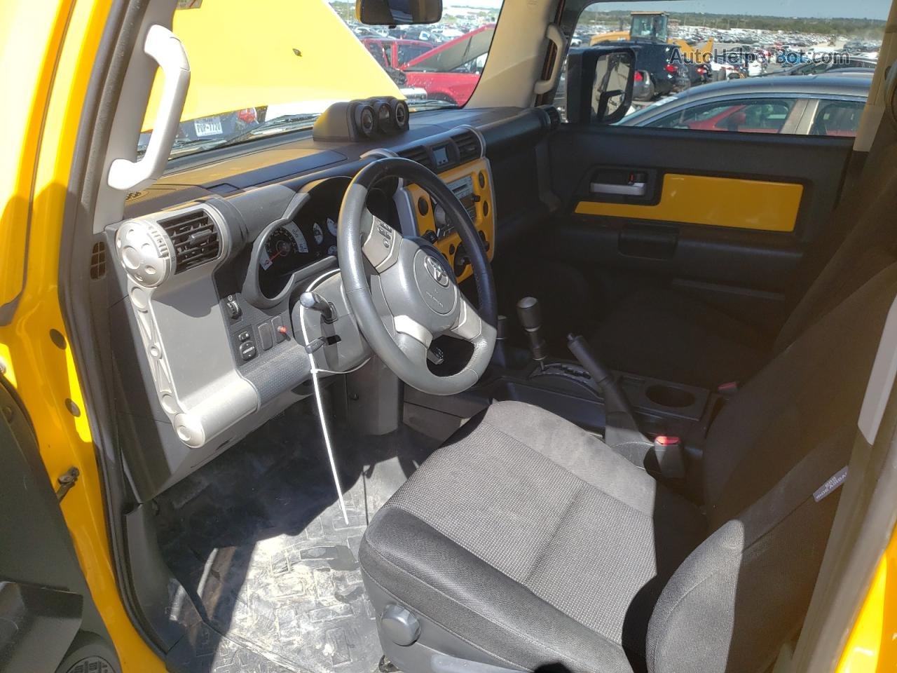 2007 Toyota Fj Cruiser  Yellow vin: JTEBU11F670101183