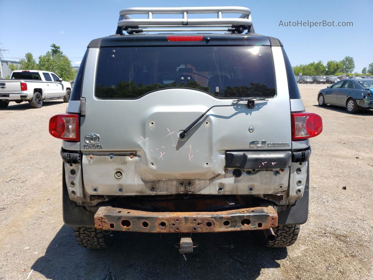 2007 Toyota Fj Cruiser  Серебряный vin: JTEBU11F770030625