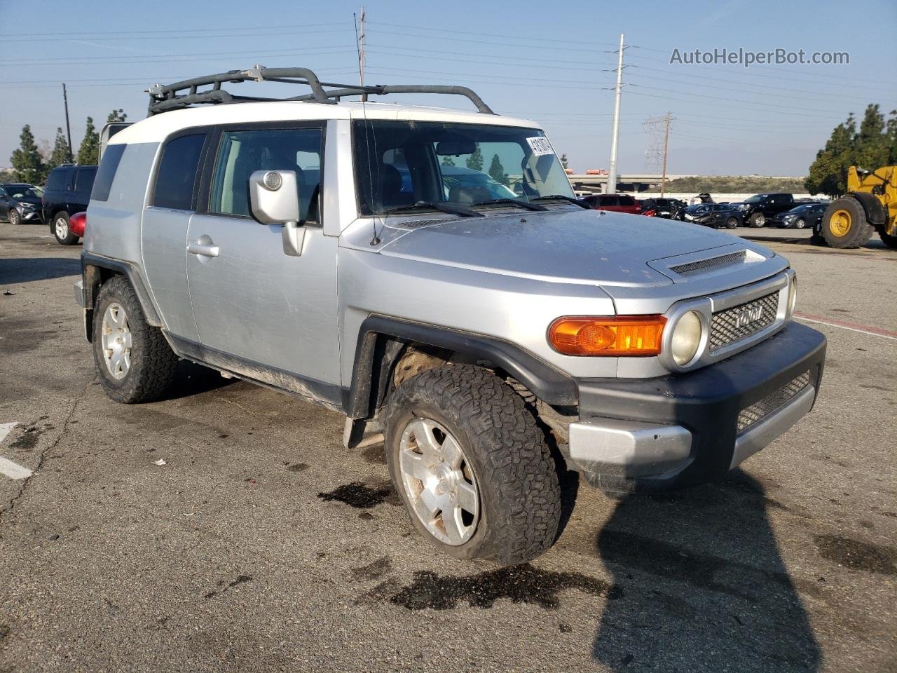 2007 Toyota Fj Cruiser  Silver vin: JTEBU11F770037090