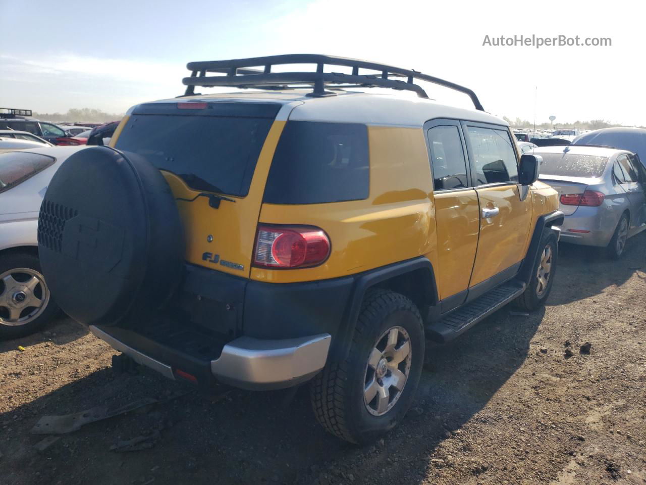 2007 Toyota Fj Cruiser  Желтый vin: JTEBU11F770043410