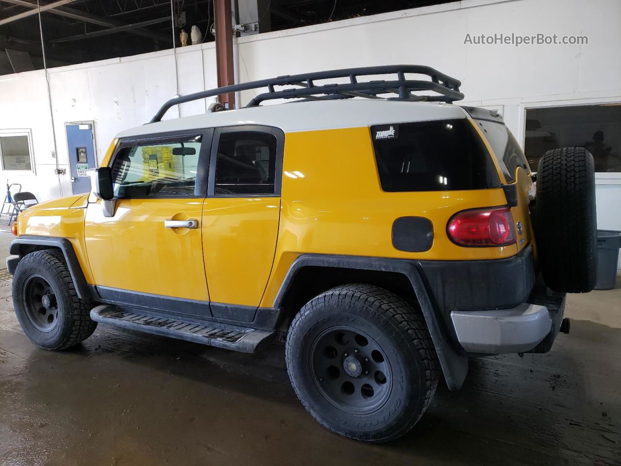 2007 Toyota Fj Cruiser  Yellow vin: JTEBU11F870026907