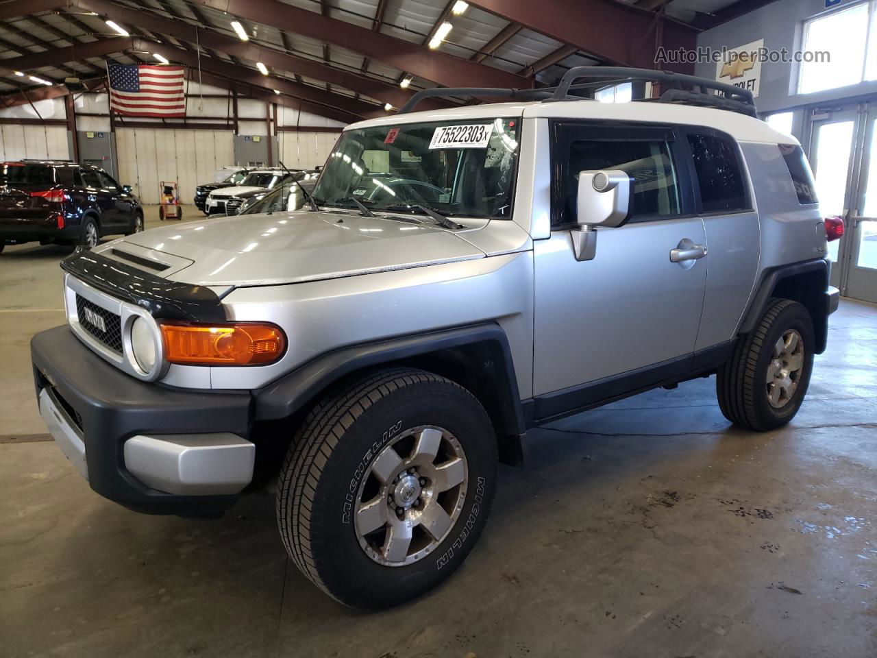 2007 Toyota Fj Cruiser  Silver vin: JTEBU11F870071507