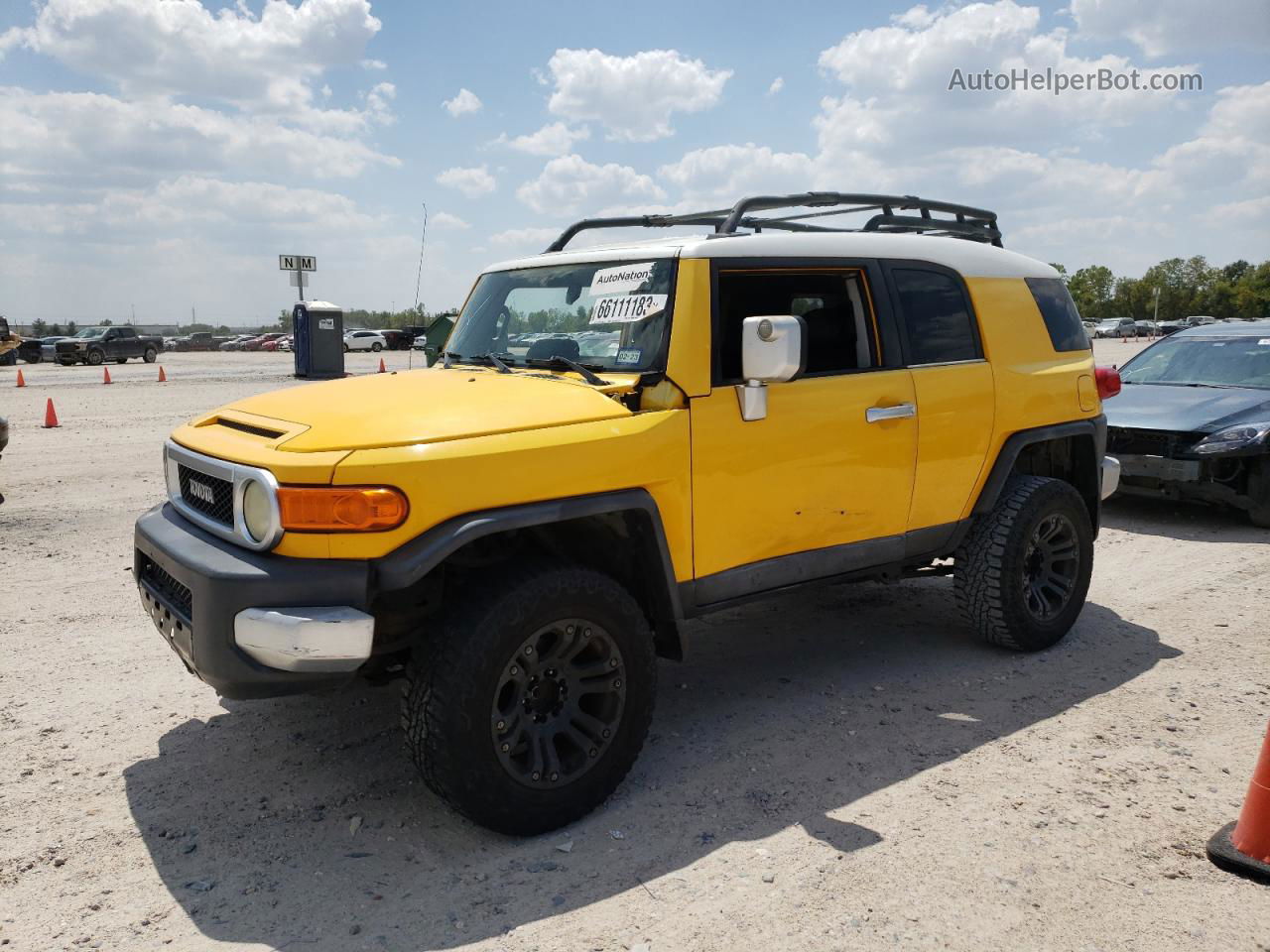 2007 Toyota Fj Cruiser  Желтый vin: JTEBU11F970002678