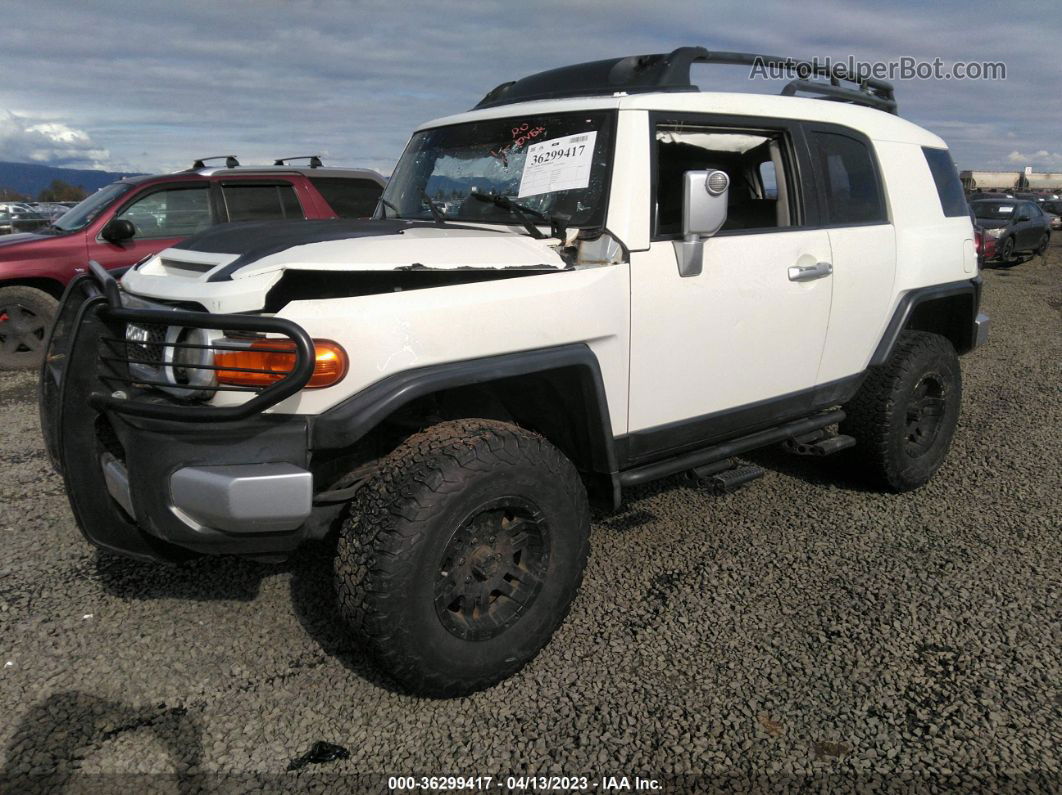 2010 Toyota Fj Cruiser   White vin: JTEBU4BF0AK090791