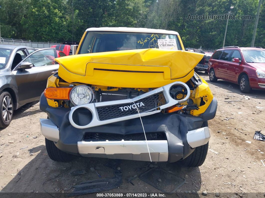 2010 Toyota Fj Cruiser   Желтый vin: JTEBU4BF0AK098471