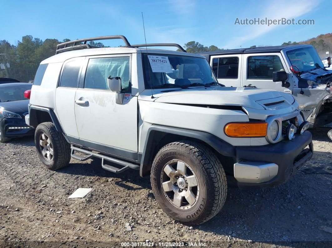 2010 Toyota Fj Cruiser White vin: JTEBU4BF1AK093988