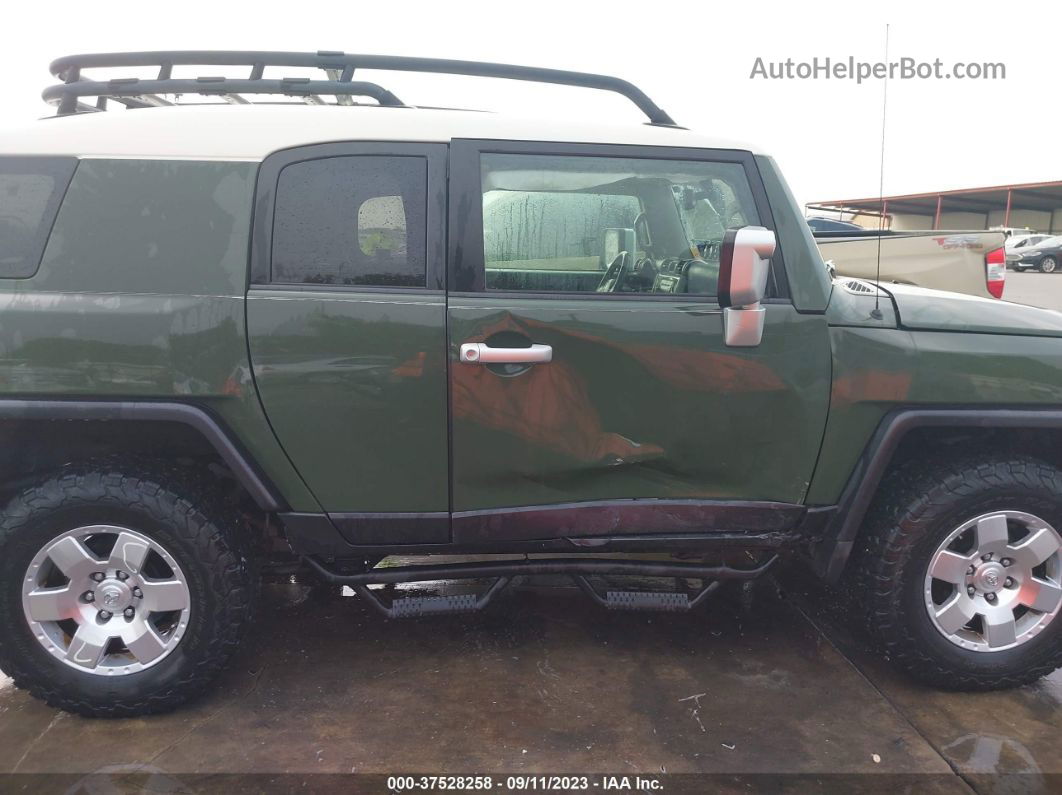 2010 Toyota Fj Cruiser   Зеленый vin: JTEBU4BF3AK079087