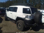 2010 Toyota Fj Cruiser   White vin: JTEBU4BF3AK082023