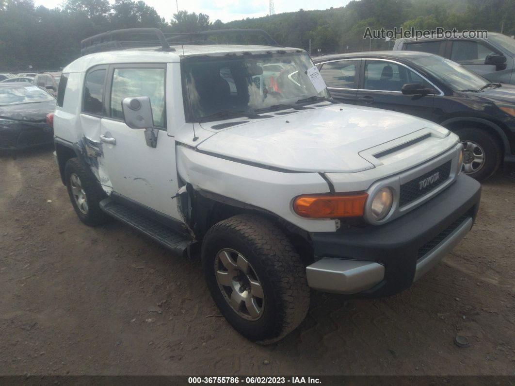 2010 Toyota Fj Cruiser   White vin: JTEBU4BF3AK084760