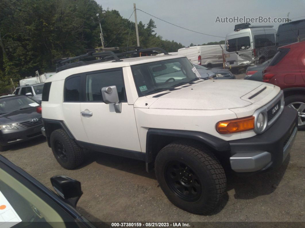 2010 Toyota Fj Cruiser   White vin: JTEBU4BF7AK074636