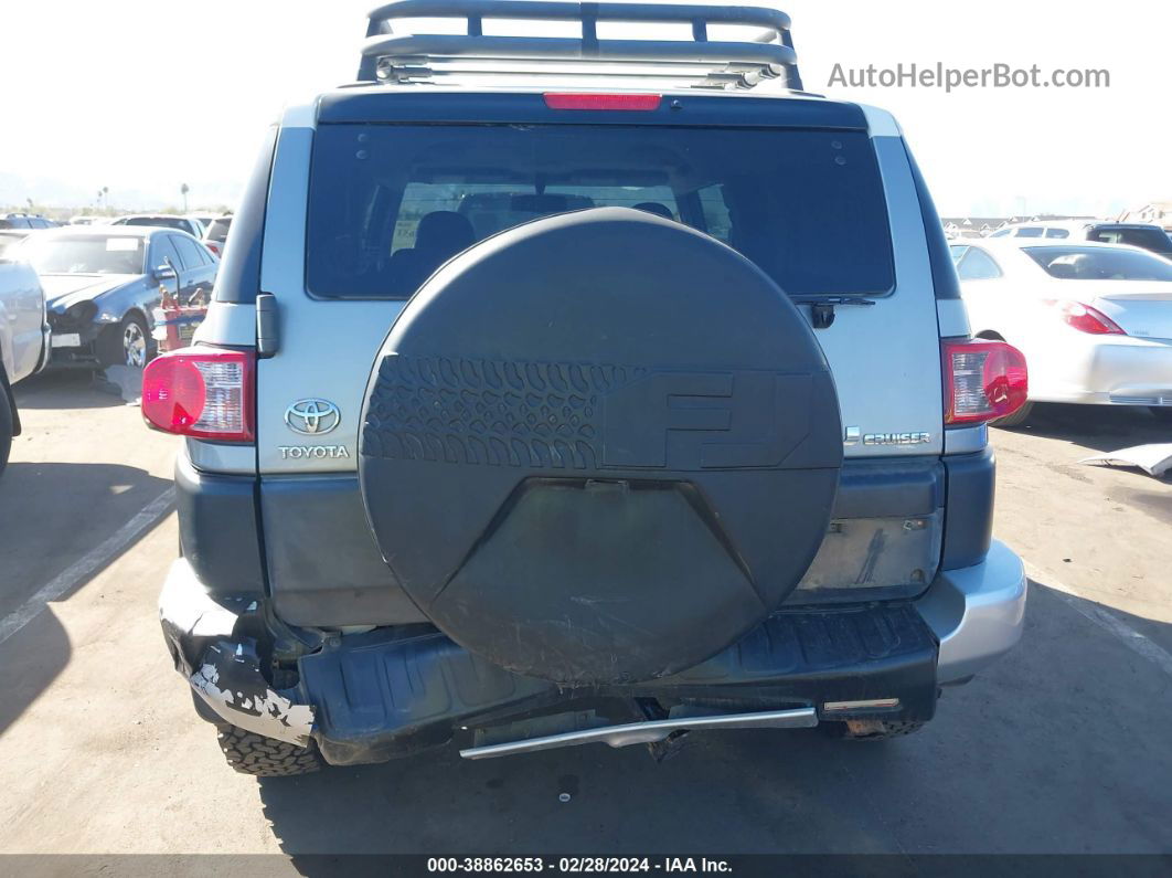 2010 Toyota Fj Cruiser   Silver vin: JTEBU4BF8AK082390