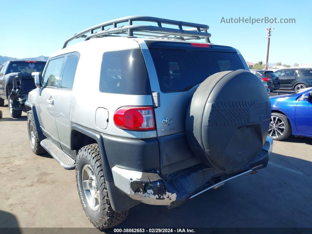 2010 Toyota Fj Cruiser   Silver vin: JTEBU4BF8AK082390