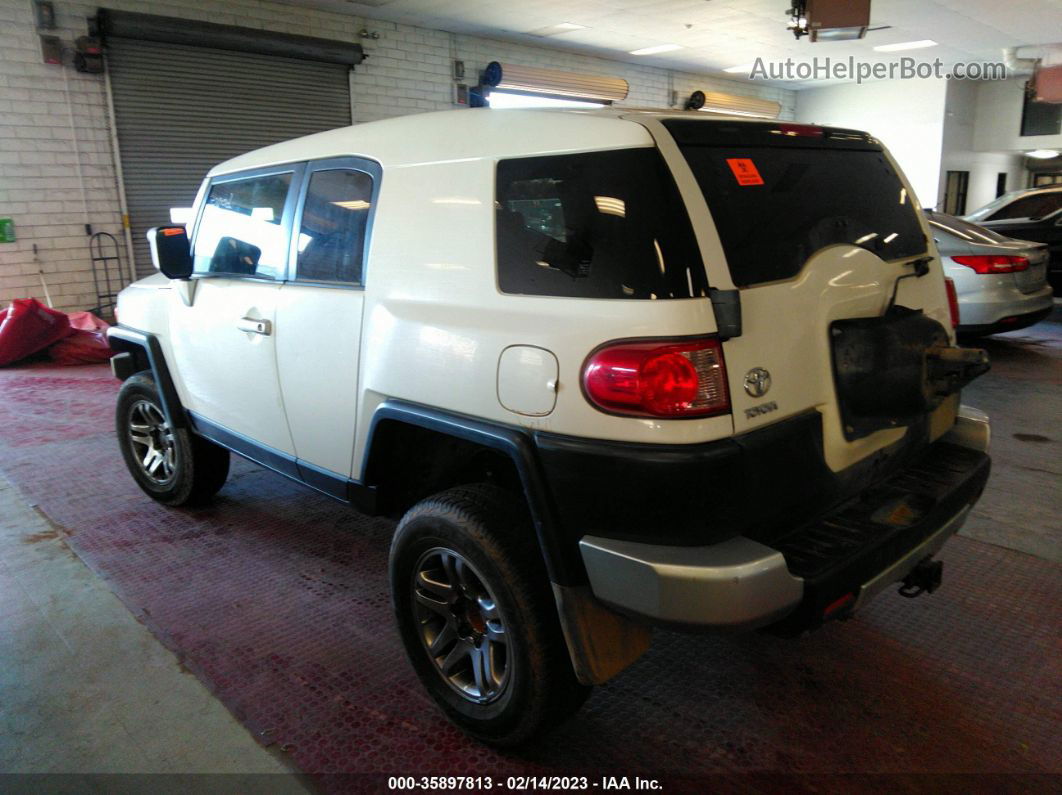 2010 Toyota Fj Cruiser   White vin: JTEBU4BFXAK081516