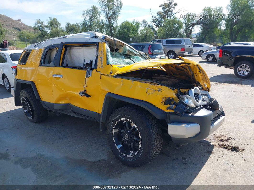 2010 Toyota Fj Cruiser   Yellow vin: JTEBU4BFXAK082200