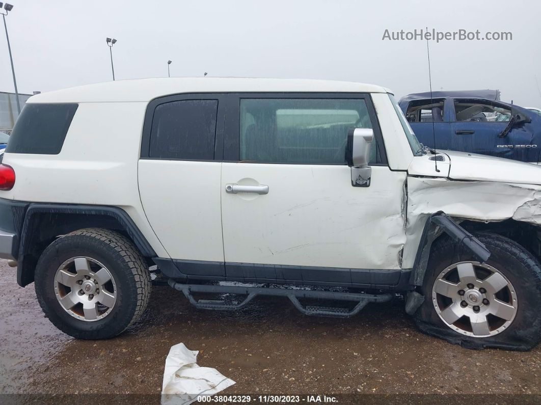 2010 Toyota Fj Cruiser White vin: JTEBU4BFXAK087221