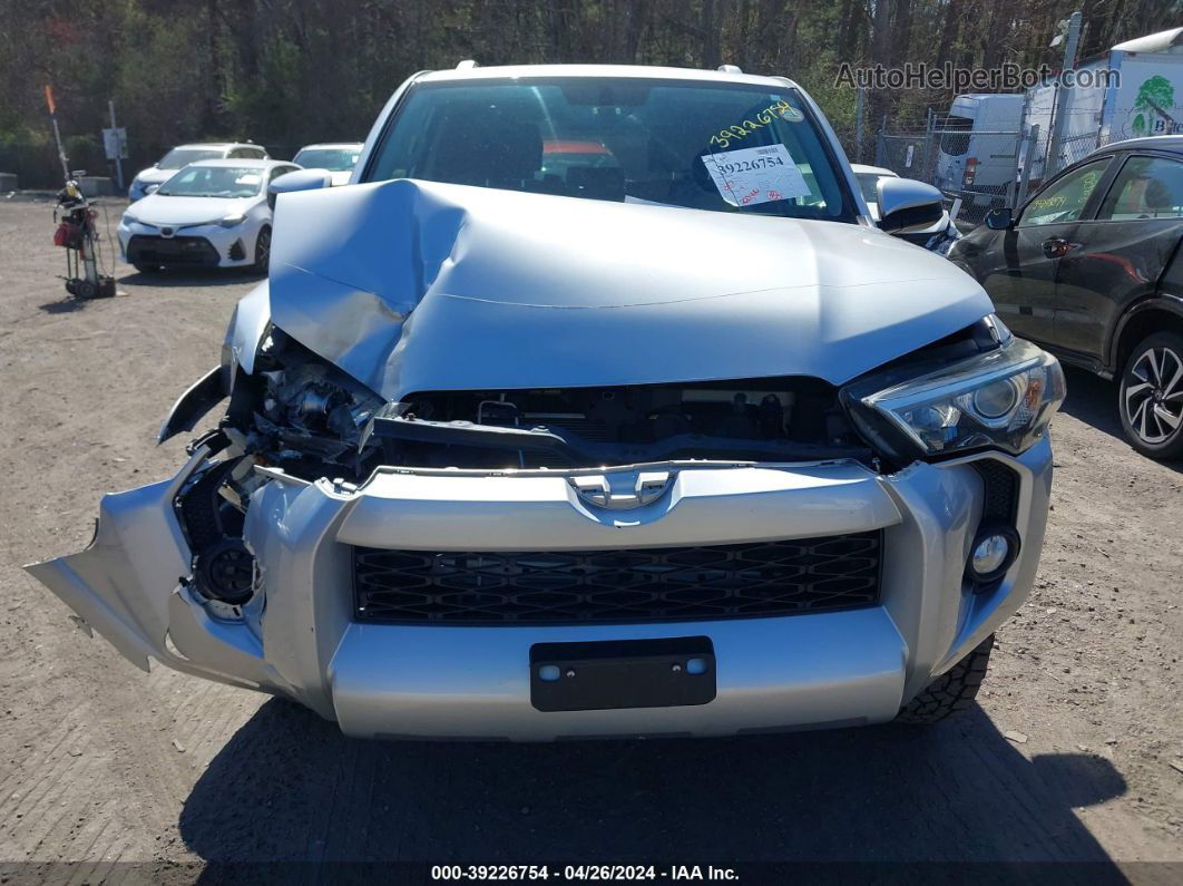 2014 Toyota 4runner Sr5 Silver vin: JTEBU5JR1E5169070