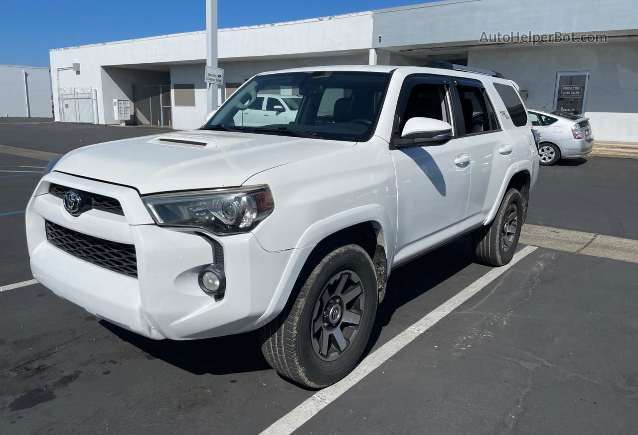 2017 Toyota 4runner Sr5/sr5 Premium White vin: JTEBU5JR2H5478793