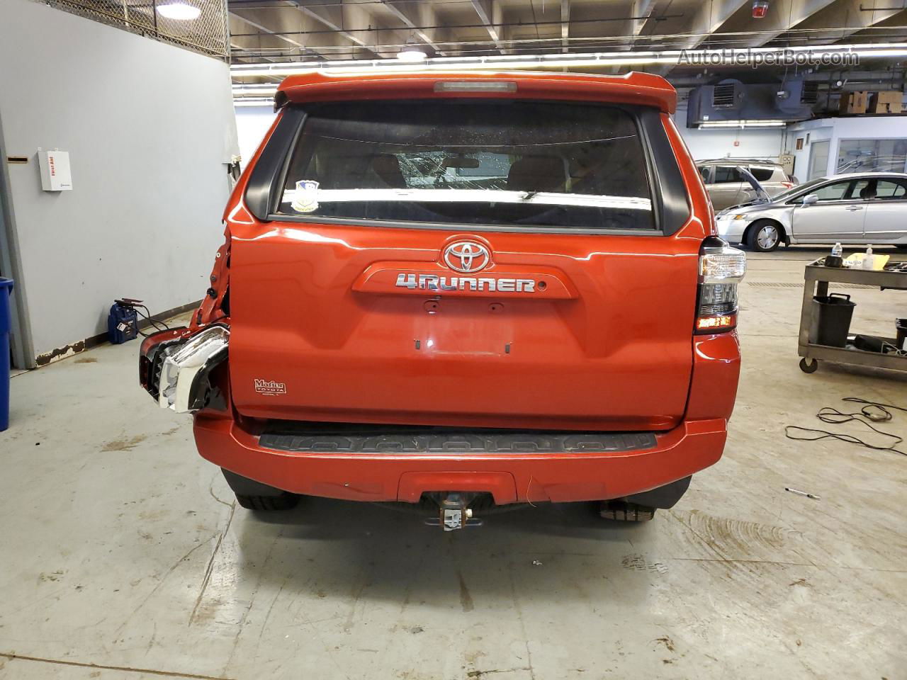 2014 Toyota 4runner Sr5 Red vin: JTEBU5JR6E5175463