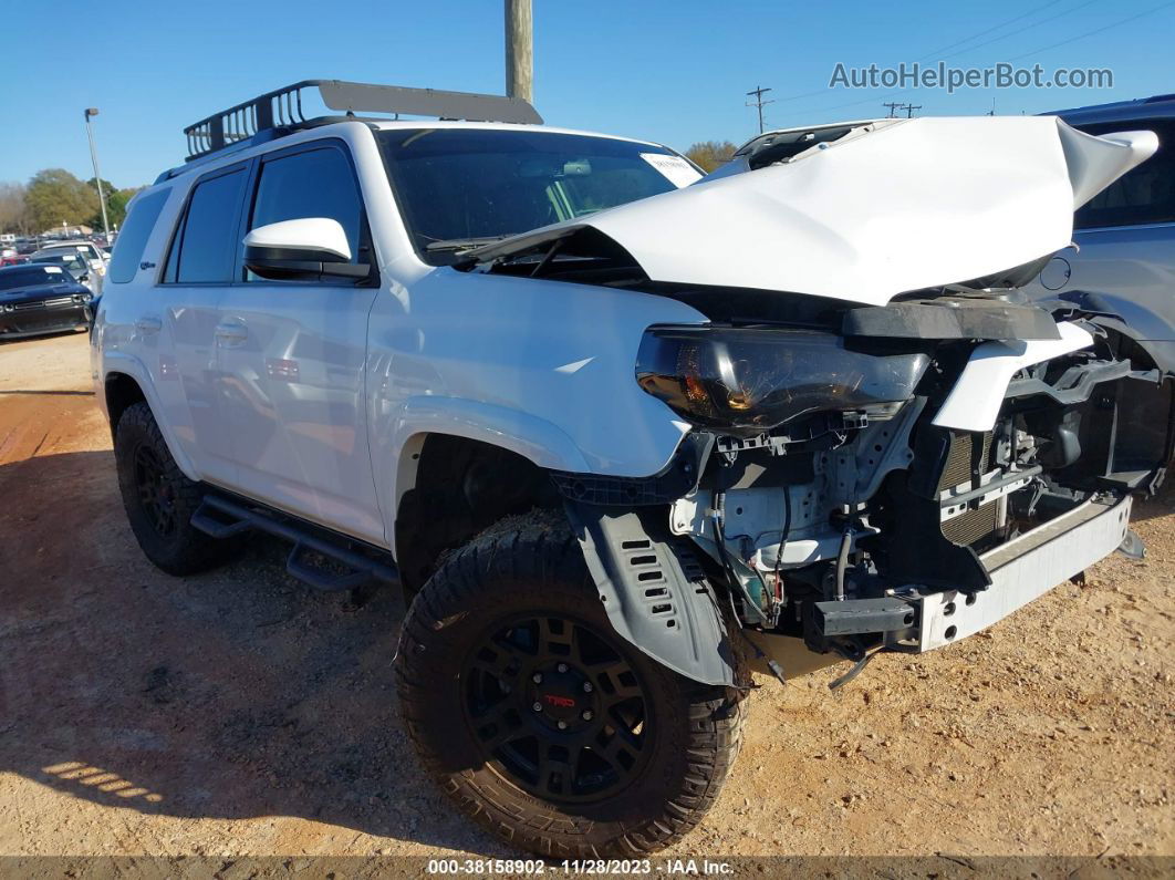 2017 Toyota 4runner Trd Pro White vin: JTEBU5JR8H5443983