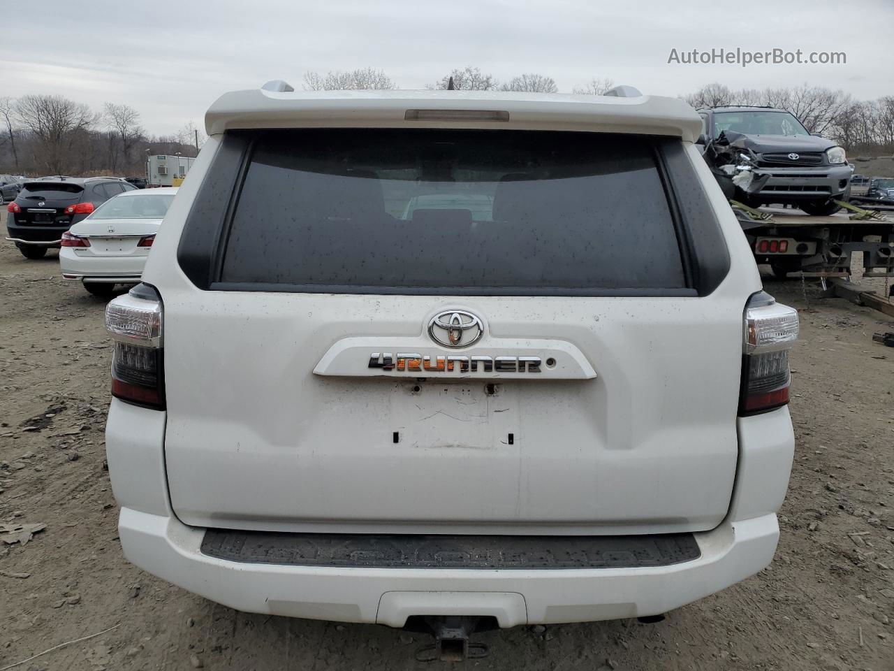 2014 Toyota 4runner Sr5 White vin: JTEBU5JR9E5153411