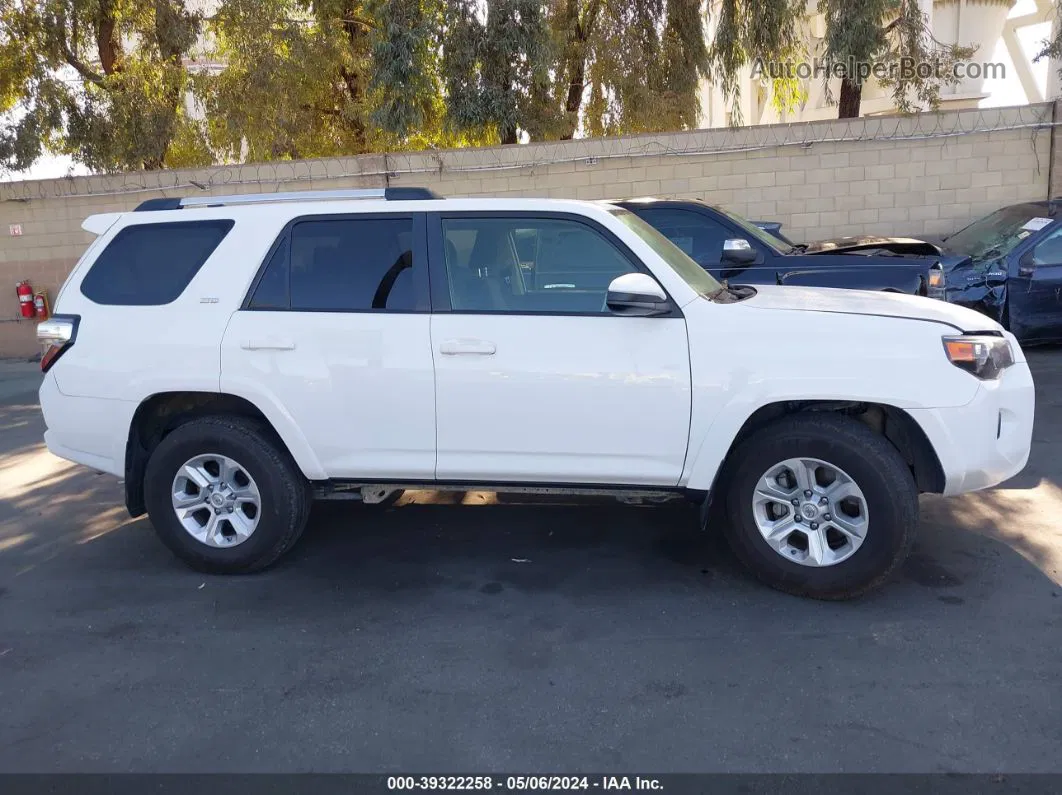 2021 Toyota 4runner Sr5 White vin: JTEEU5JR6M5238735